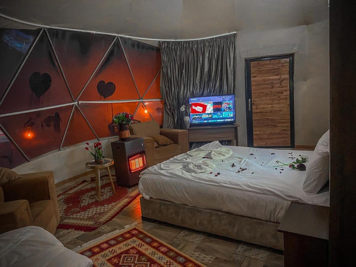 Rum Warm Bubble Camp Ram Vadisi Dış mekan fotoğraf