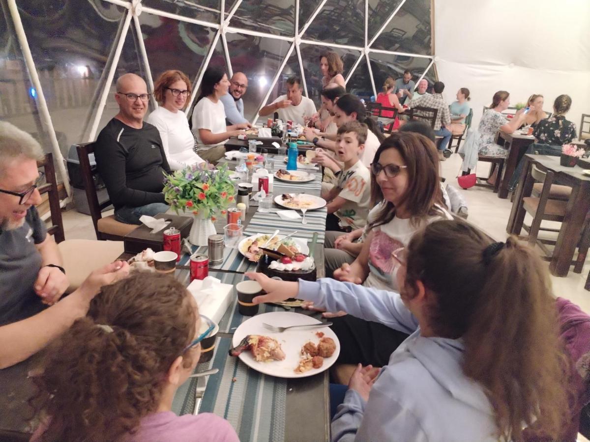 Rum Warm Bubble Camp Ram Vadisi Dış mekan fotoğraf